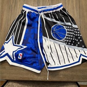 Men’s Swingman Orlando Magic Inspired Shorts Sz M ( Fit oversized like L)